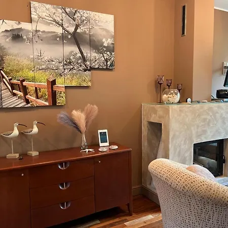 24b Apartment *